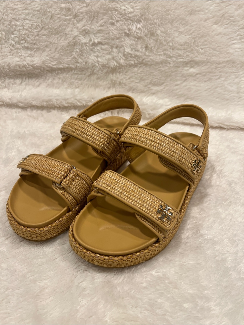 Tory Burch Kira Sport Sandals in Natural Raffia / Havana Sand Size10.5